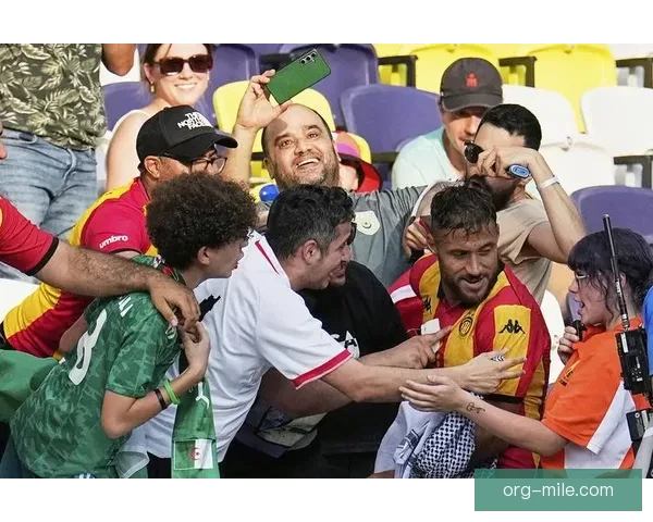 吉鲁加盟洛杉矶FC助力球队冲击美国公开杯冠军